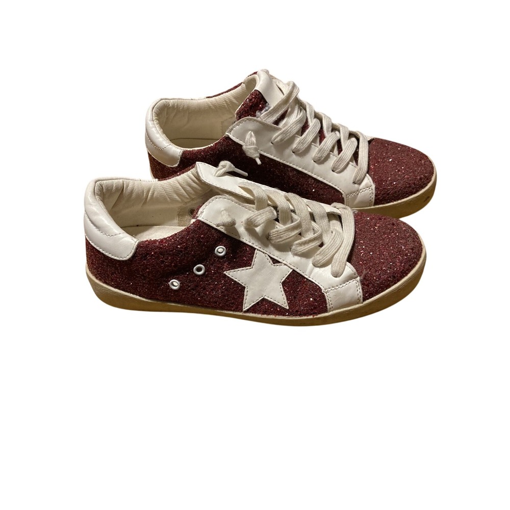Camel & Threads Red Burgundy Glitter Star Low Top Sneakers Womens 8.5